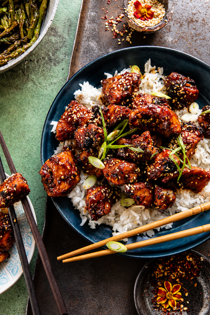 30 Minute Honey Garlic Chicken (Easy & Delicious Recipe)